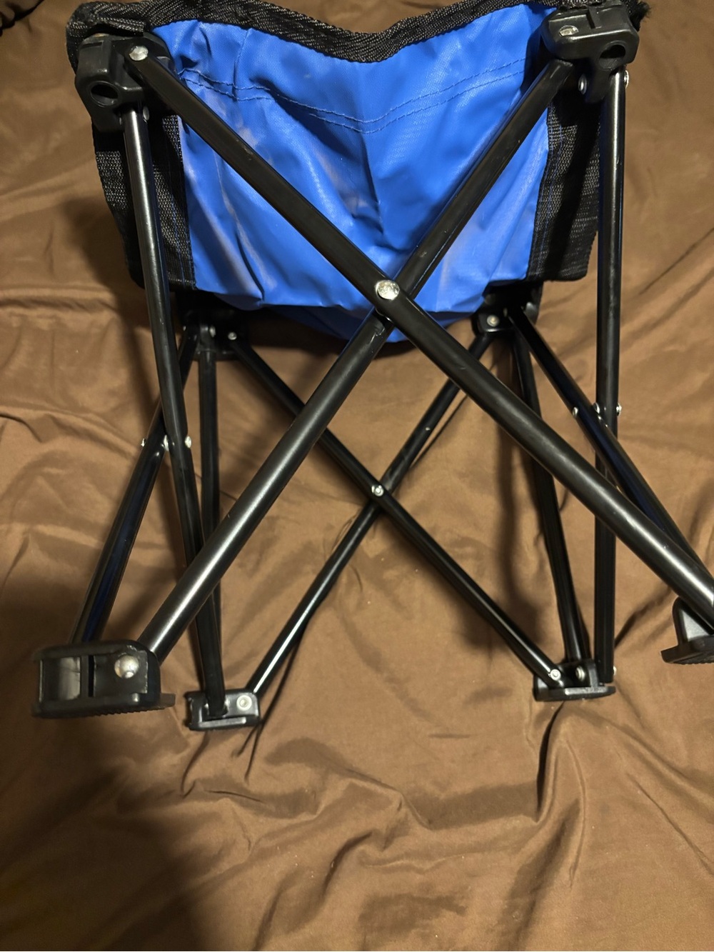 Foldable Blue Camping Stool - Picture 3 of 4